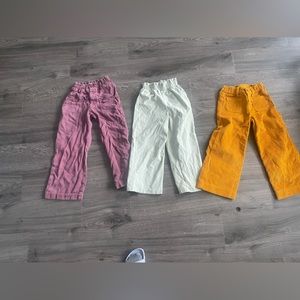 Size 6. Zara brand bottoms.